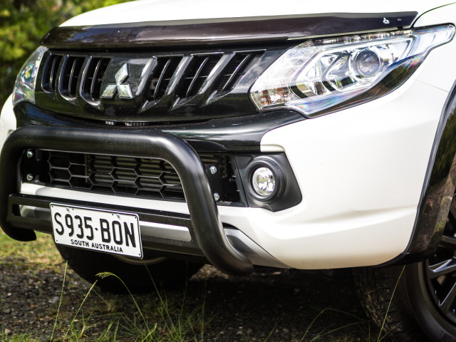 Mitsubishi Triton фото