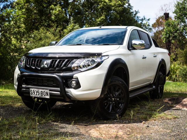 Mitsubishi Triton фото