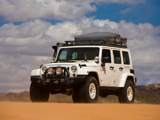 Mopar Jeep Wrangler Overland фото