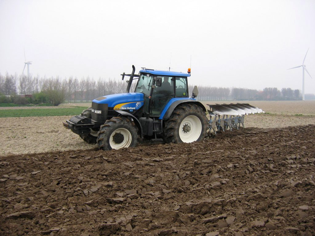 New Holland TM190 фото 49721