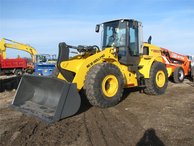 New Holland W190 фото