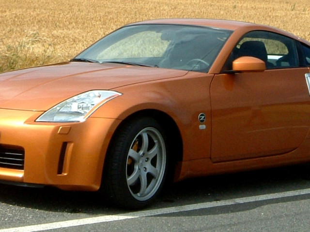 Nissan 350Z фото