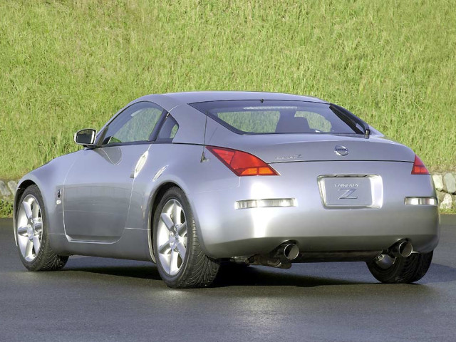 Nissan 350Z фото