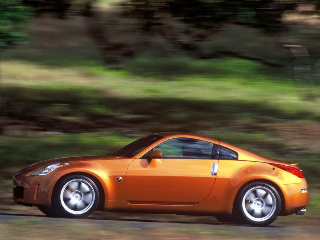 Nissan 350Z фото