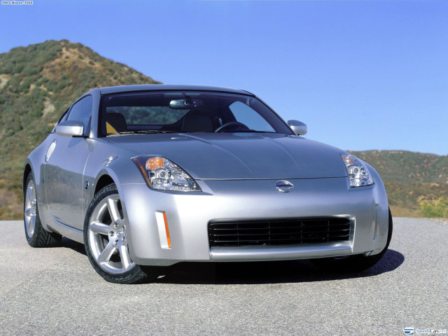 Nissan 350Z фото