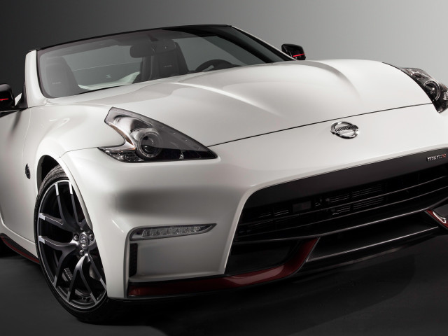 Nissan 370Z Nismo Roadster фото