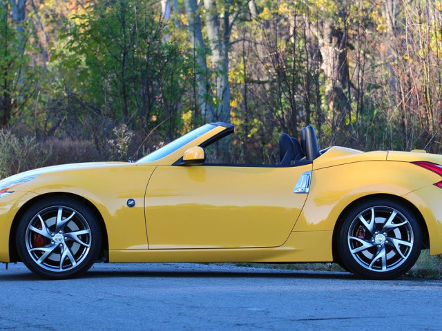 Nissan 370Z Nismo Roadster фото