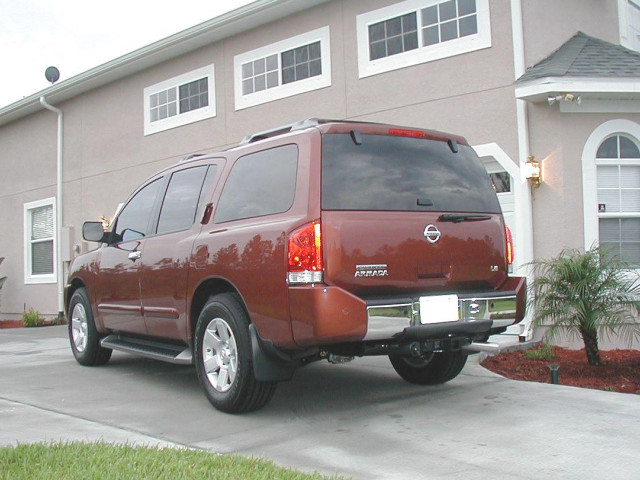 Nissan Armada фото