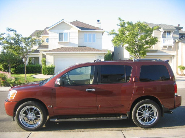 Nissan Armada фото