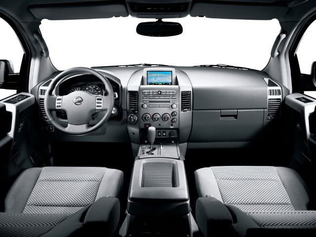 Nissan Armada фото