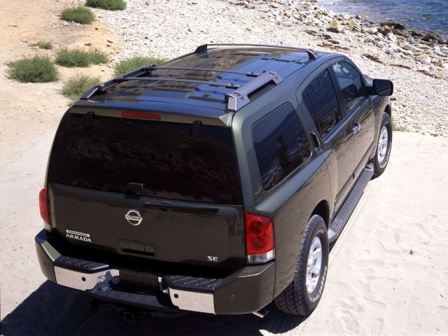 Nissan Armada фото