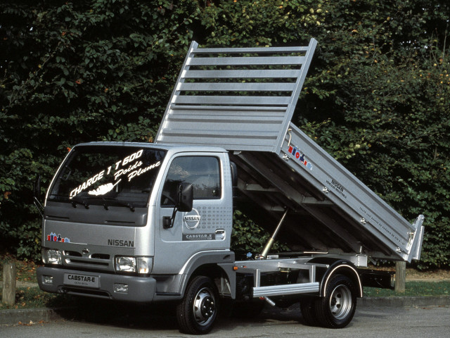 Nissan Cabstar фото