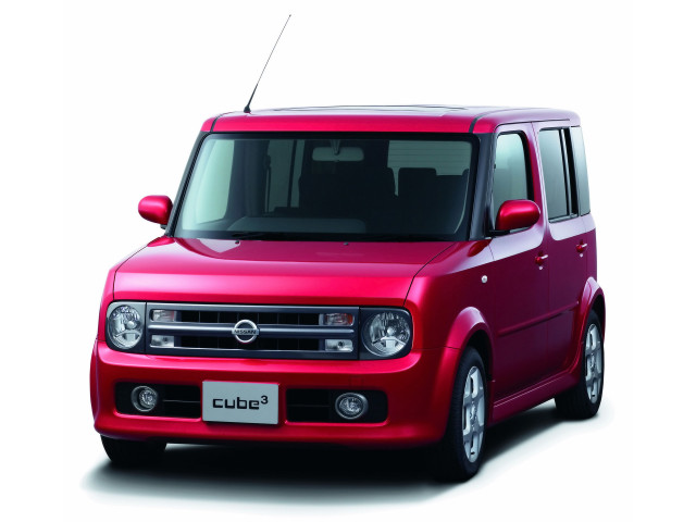 Nissan Cube фото