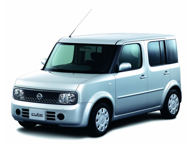 Nissan Cube фото