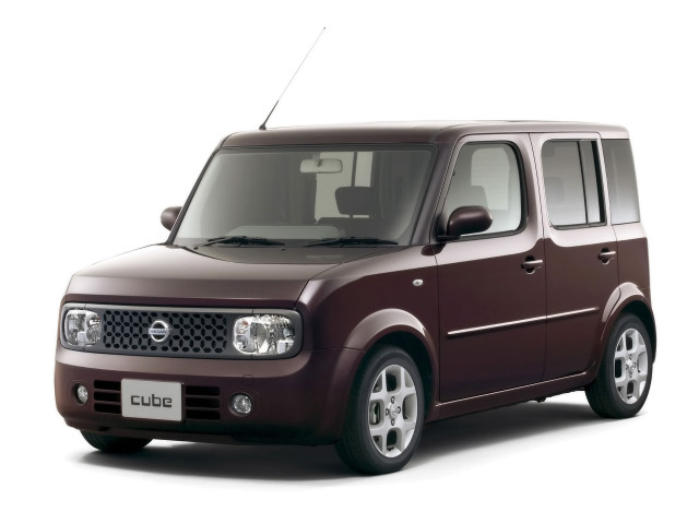 Nissan Cube фото