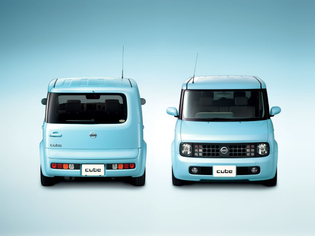 Nissan Cube фото