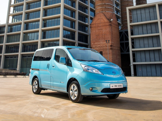 Nissan e-NV200 фото