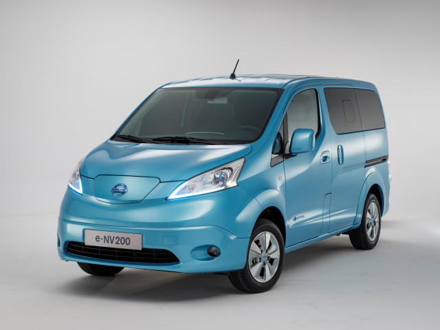 Nissan e-NV200 фото