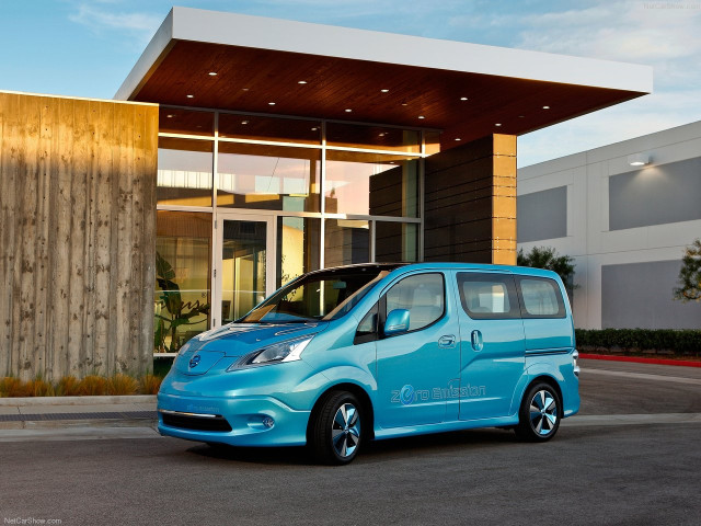 Nissan e-NV200 фото