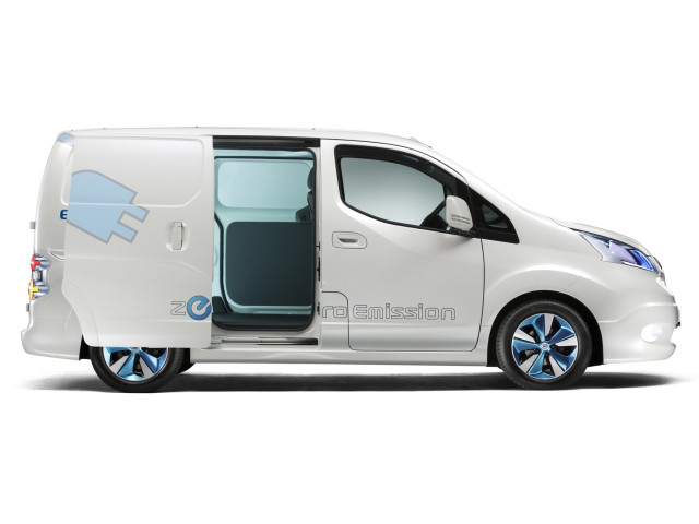 Nissan e-NV200 фото