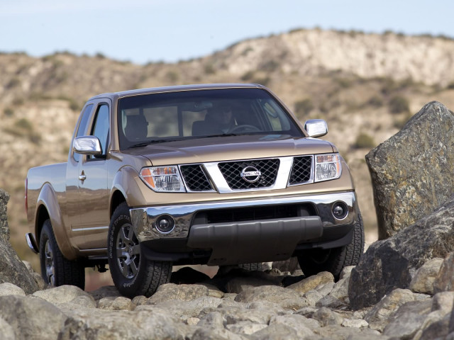 Nissan Frontier фото