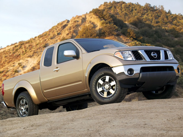 Nissan Frontier фото