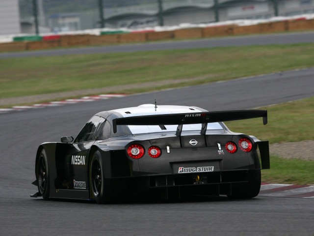 Nissan GT-R GT500 фото