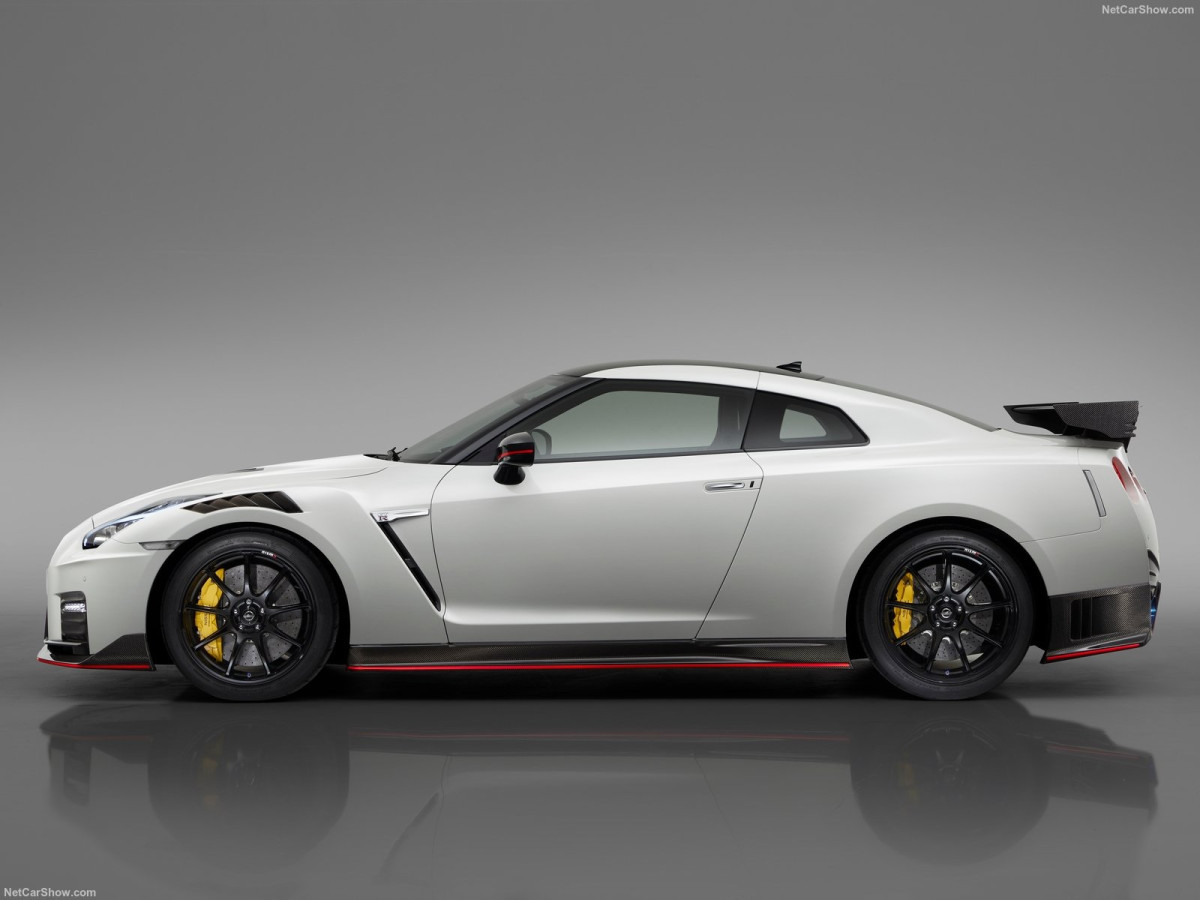 Nissan GT-R Nismo фото 201564