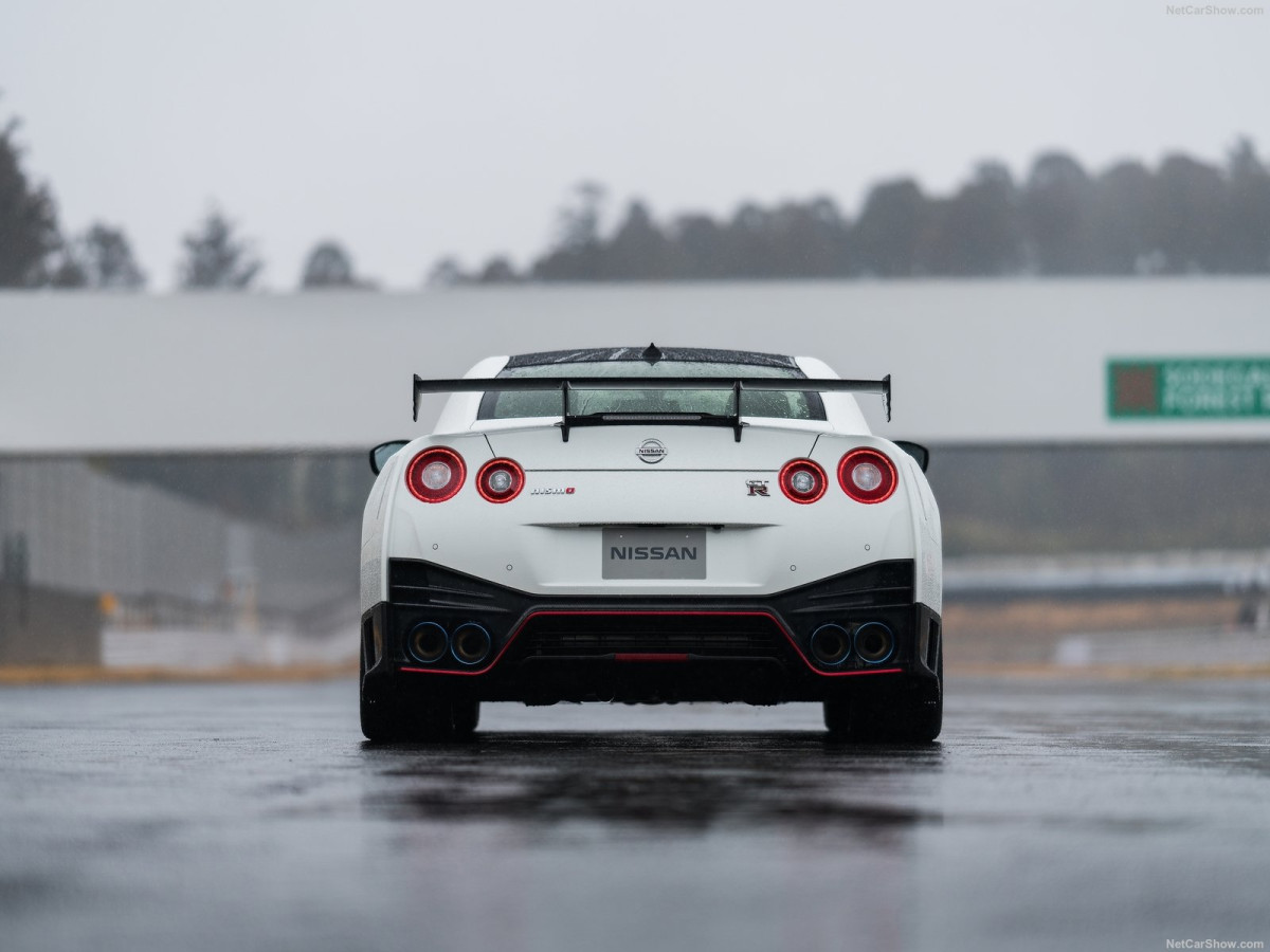 Nissan GT-R Nismo фото 201566