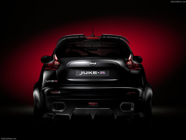 Nissan Juke-R фото