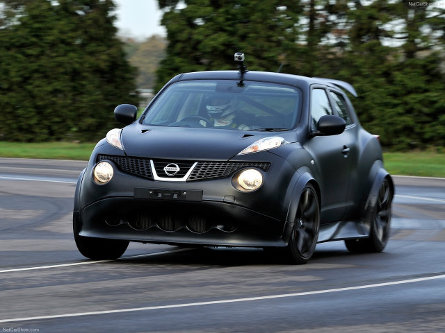 Nissan Juke-R фото