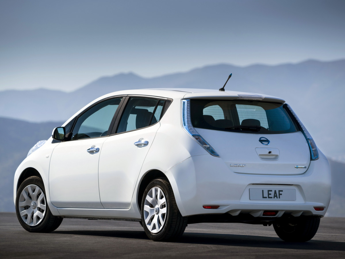 Nissan Leaf фото 103944