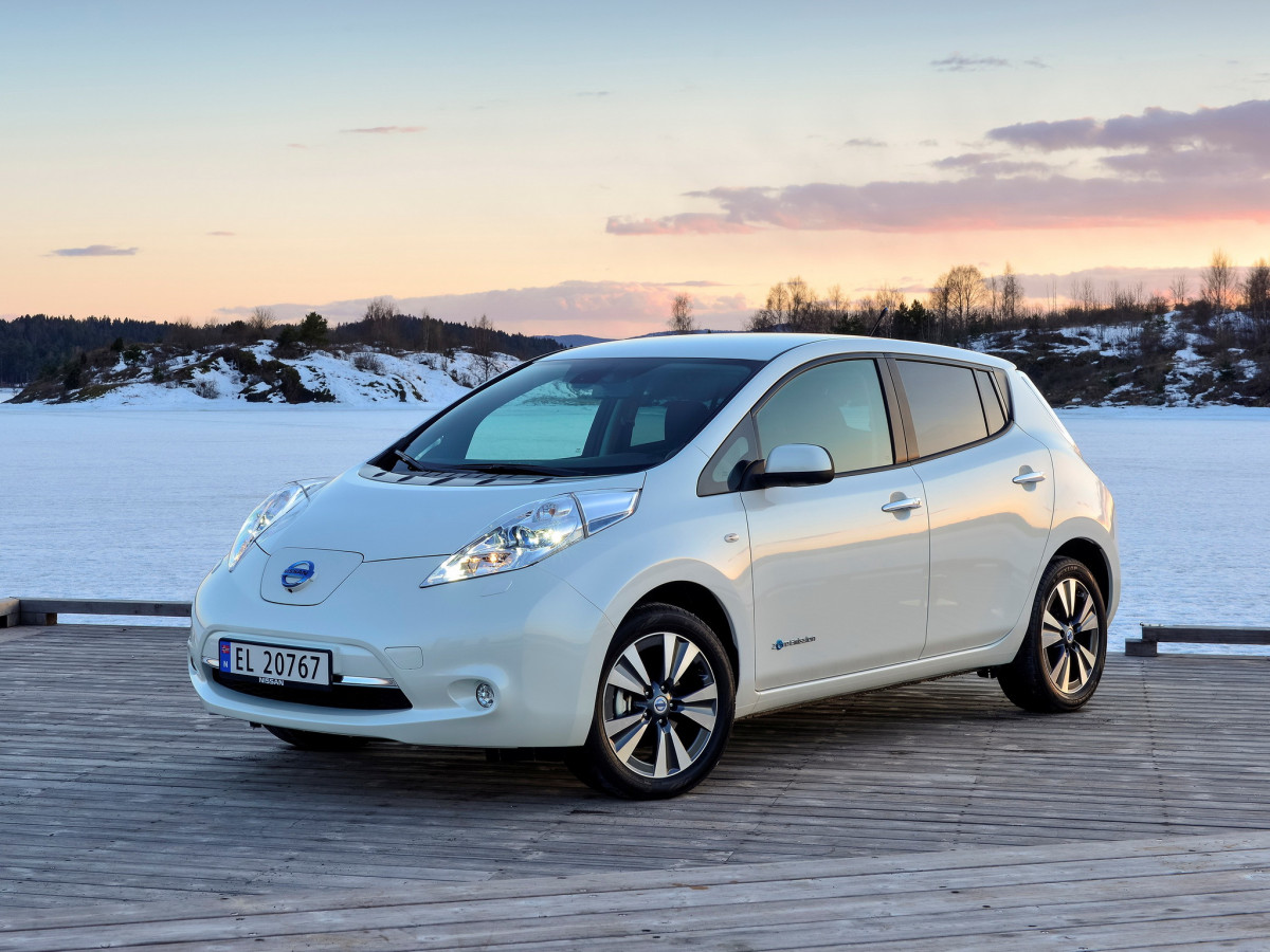 Nissan Leaf фото 103946