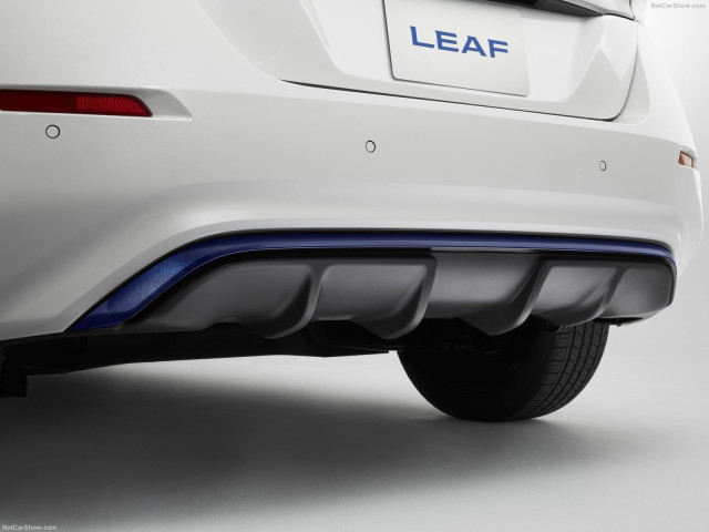Nissan Leaf фото
