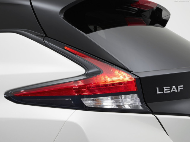 Nissan Leaf фото