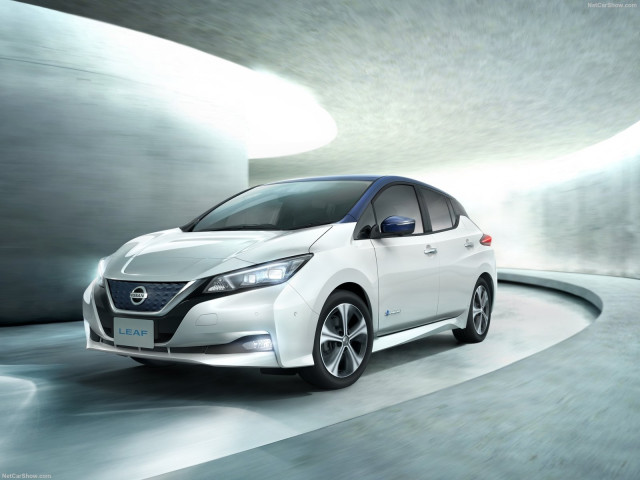Nissan Leaf фото