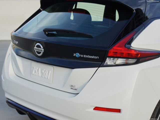 Nissan Leaf фото