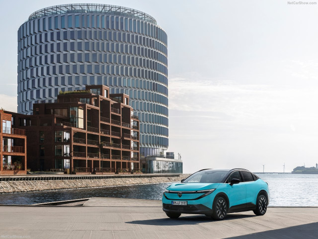 Nissan Leaf фото