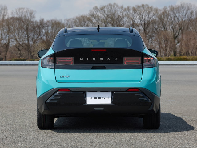 Nissan Leaf фото