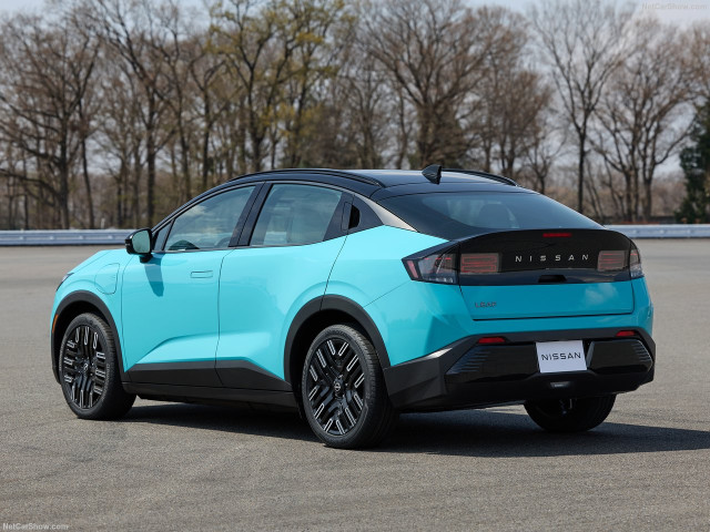 Nissan Leaf фото