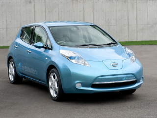 Nissan Leaf фото