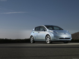 Nissan Leaf фото