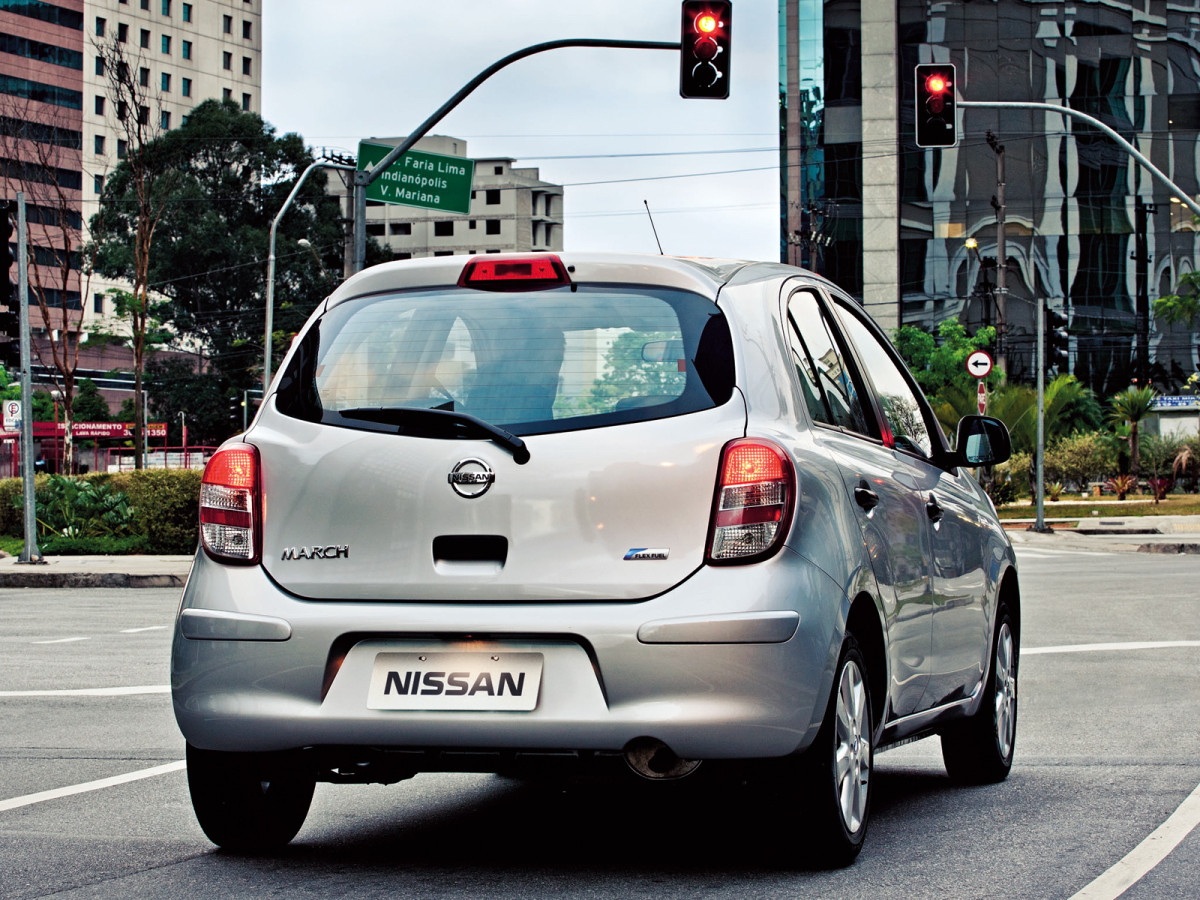 Nissan March фото 98107