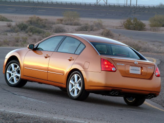 Nissan Maxima фото