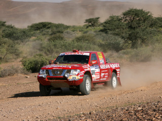 Nissan Navara Rally фото