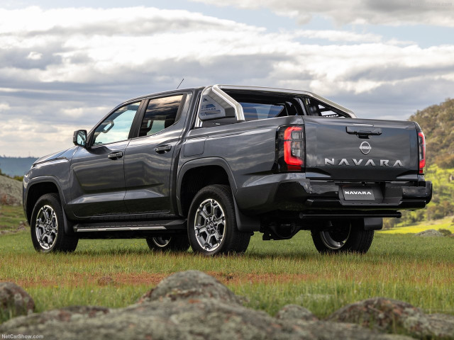 Nissan Navara фото