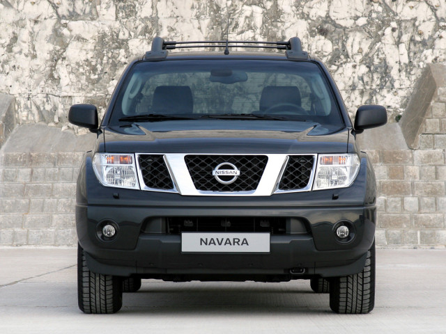 Nissan Navara фото