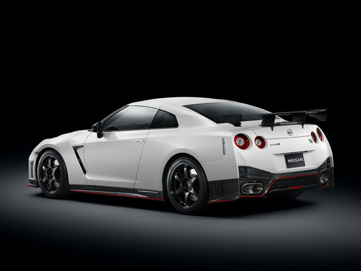 Nissan Nismo GT-R  фото 108439