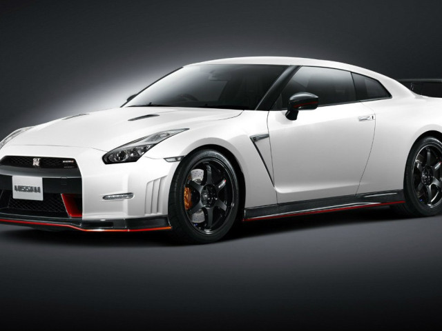 Nissan Nismo GT-R  фото