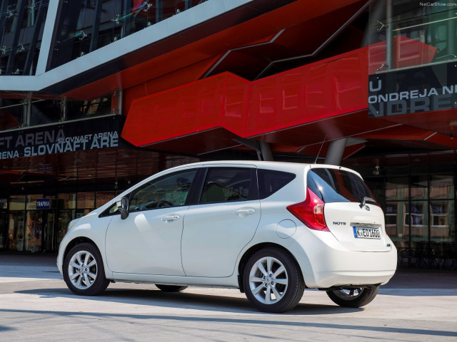 Nissan Note фото